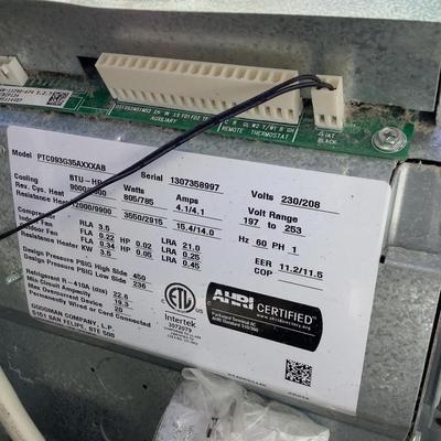 353 Amana PTAC Heating and Cooling Unit
