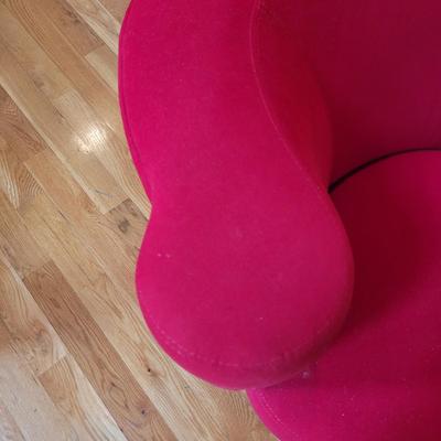 Cherry Red Swivel Club Chair (LR-CE)