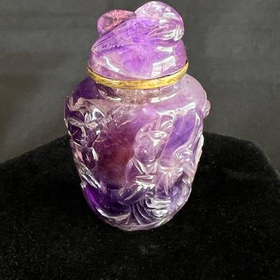 Charming Carved Amethyst Snuff Bottle