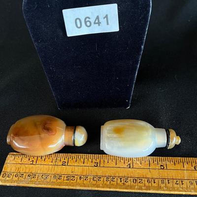 Pair of Chinese Agate Snuff Bottles Gorgeous tones
