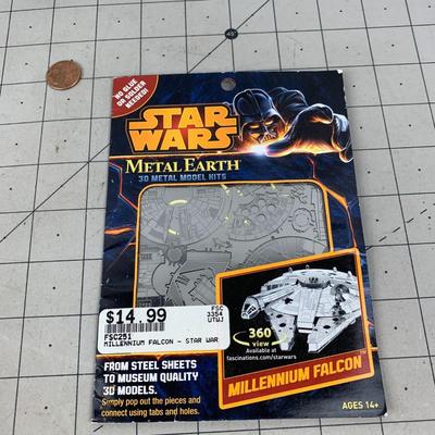 #30 Star Wars Millennium Falcon Metal Earth 3D Model Kit