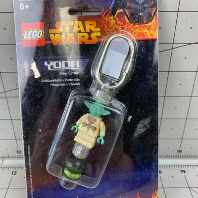#31 Lego Star Wars Yoda Keychain