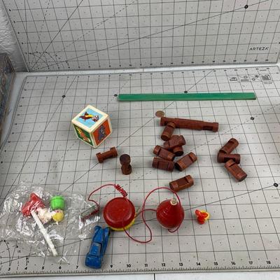 #77 Lincoln Logs and Vintage Toys