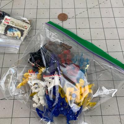 #85 Lego Kingdom and Castle Piece and Toy Dragons