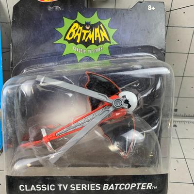 #97 Hot Wheels Batmobile and Batcopter