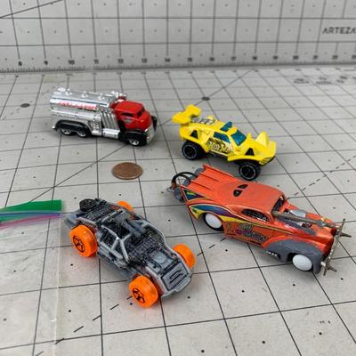 #100 Hot Wheels: HW30