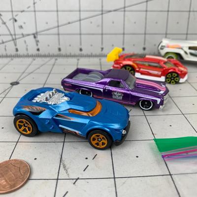 #111 Hot Wheels: HW 40