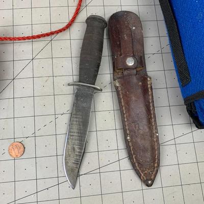 #128 Knife, Picnic Blanket and Water Bladder