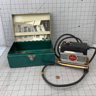 #141 Sunbeam Finishing Sander