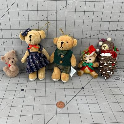 #182 Bear Christmas Ornaments