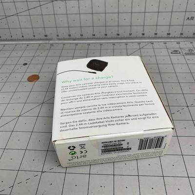 #197 Arlo Indoor Magnetic Charging Cable 