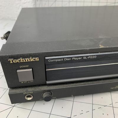 #228 Technics Compact Disc Player