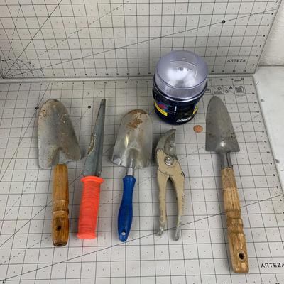 #323 Garden Tools, Hand Shovel, Lantern and More