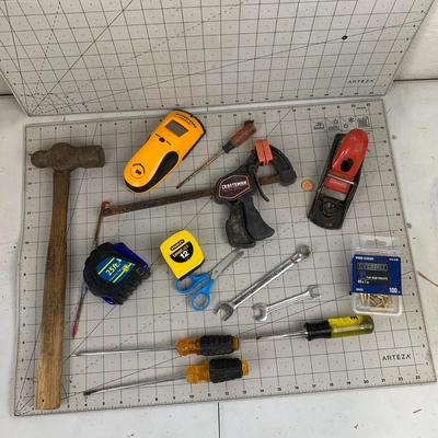 #325 Stud Finder, Hammer and More