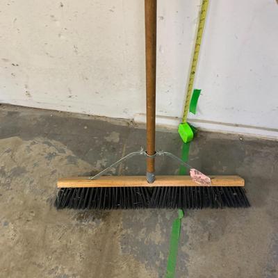 #367 Push Broom