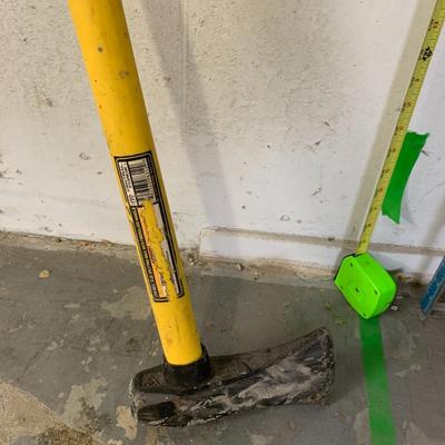 #368 Level and Fiberglass Handle Axe