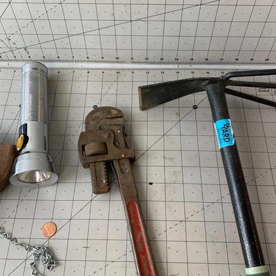 #395 Pipe Wrench and More Tools