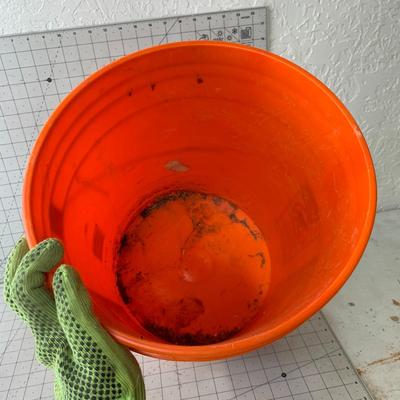 #405 Homer's All-Purpose Bucket