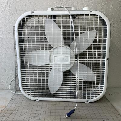 #407 Lasko Box Fan