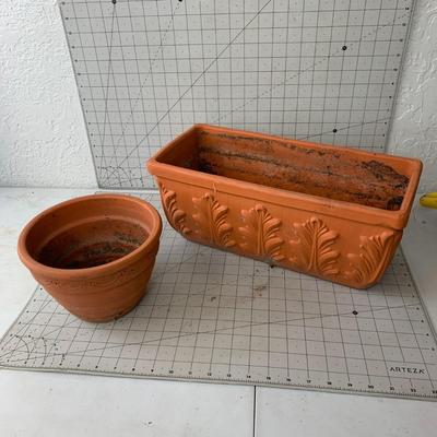 #410 Two Terracotta Planters