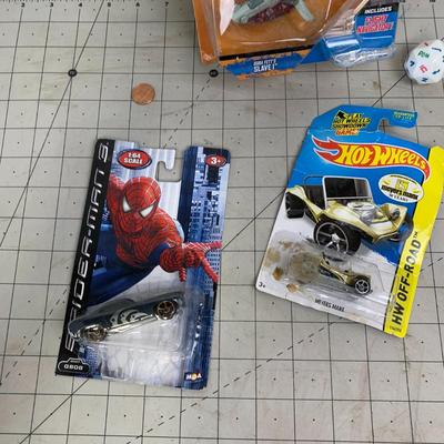 #418 Hot Wheels, Spiderman and Boba Fett