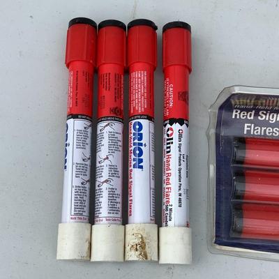 359 Orion Hand Held Marine Red Signal Flares