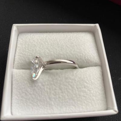 STERLING SILVER PEAR SHAPE RING
