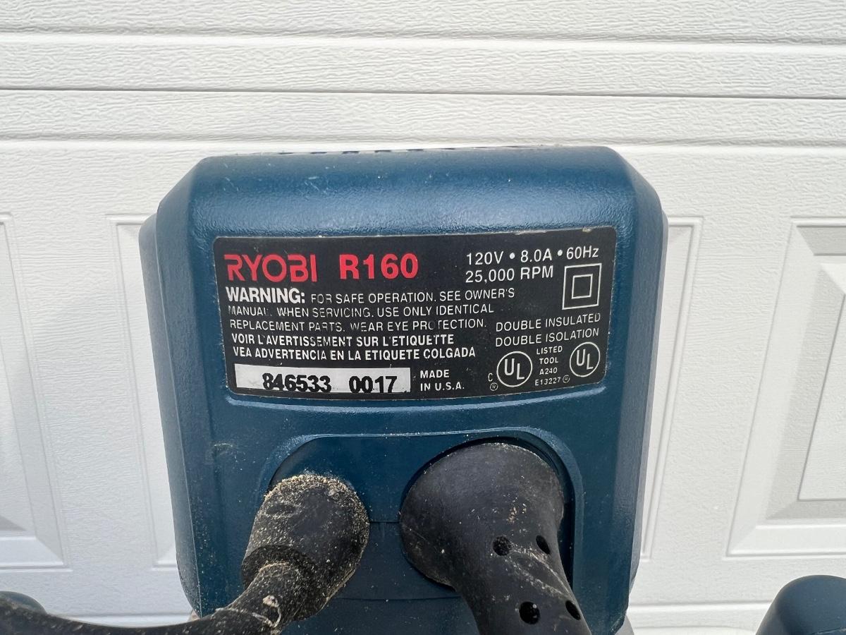 RYOBI R160 Router