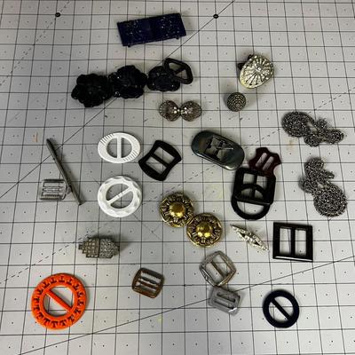 Bunch of Vintage Buckle and Buttons 