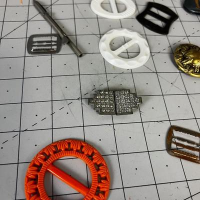 Bunch of Vintage Buckle and Buttons 