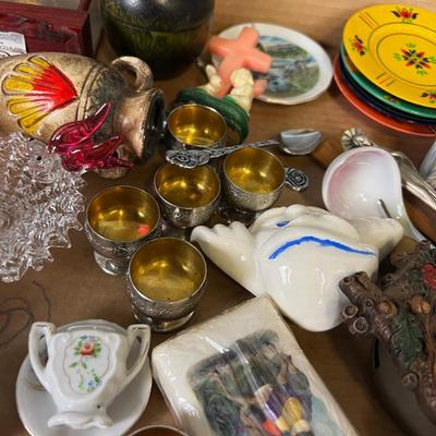 Tray full of Trinkets 