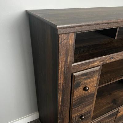 Cabinet Entertainment Center