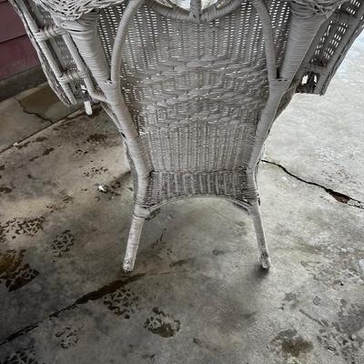 Wicker Chairs w/Small Table 