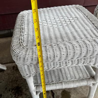 Wicker Chairs w/Small Table 
