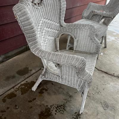 Wicker Chairs w/Small Table 