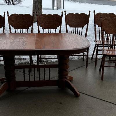 Country Oak Table and 10 Chairs