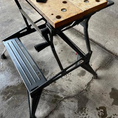 B&D Workmate 300 Folding Work Bench 