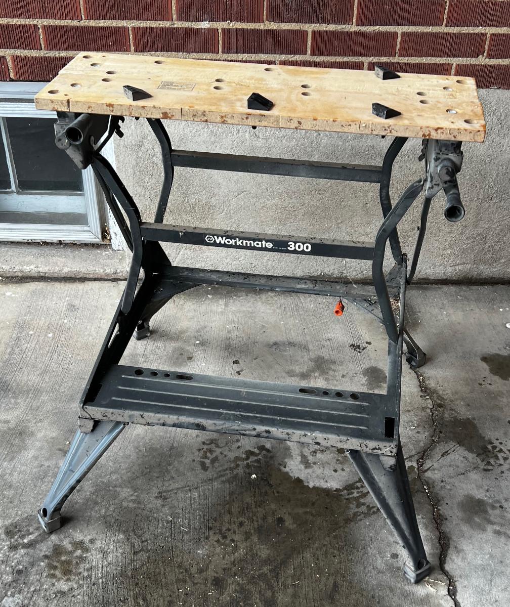 B&D Workmate 300 Folding Work Bench