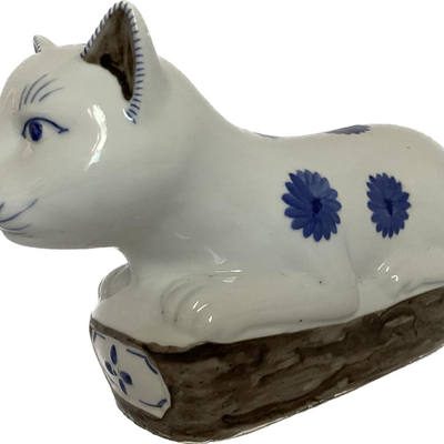 Chinese Porcelain Blue and White Recumbent Cat Pillow Statue