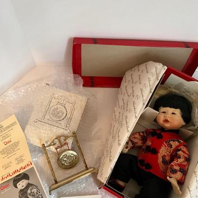 Oriental Doll and DÃ©cor Lot