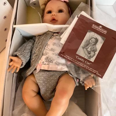 Ashton-Drake Galleries Cuddly Coo Doll