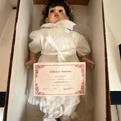 Precious Heirloom Dolls (Ashley)