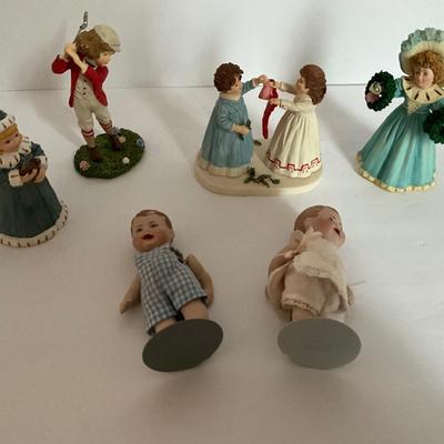 Miniature Figurine Lot