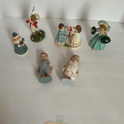 Miniature Figurine Lot