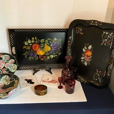 Tole Tray and Misc. Home DÃ©cor Lot