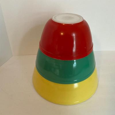 3 Pc Primary Pyrex Mixing Bowl Set