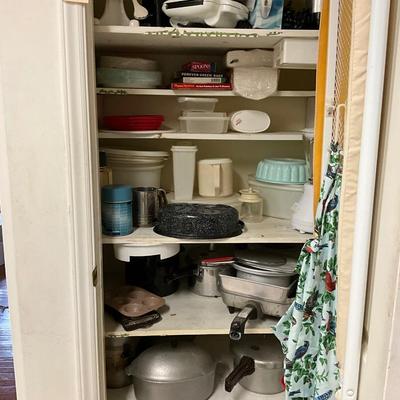 Kitchen Closet Lot