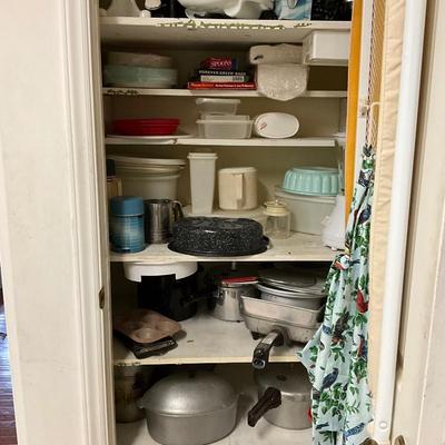 Kitchen Closet Lot