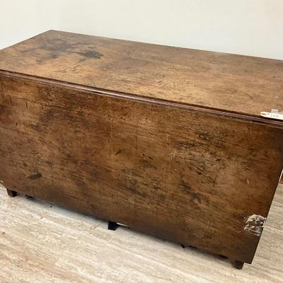 Antique Mahogany 19th Century Drop Leaf Table