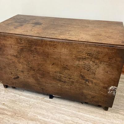 Antique Mahogany 19th Century Drop Leaf Table